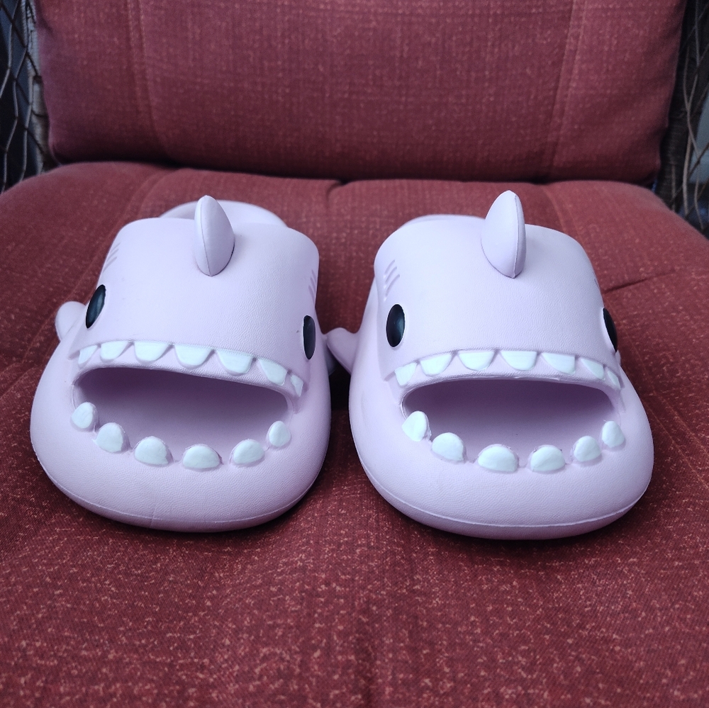 Slidely Shark Slides `Pink/Purple-Lilac Color Women's 38-39 US 8 Slip On